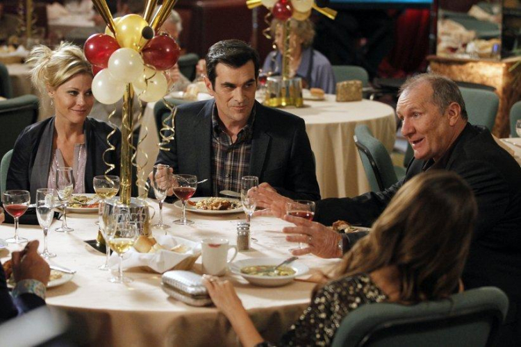 Modern Family New Year Episodes